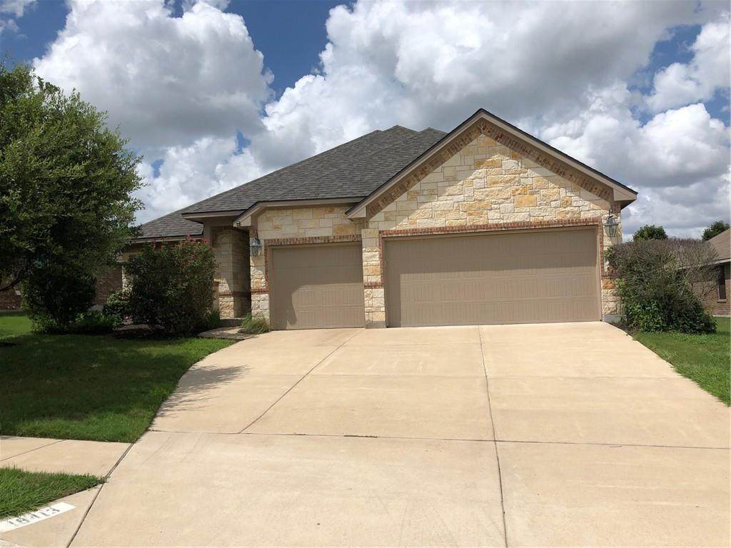 18413 Falcon Pointe Blvd - Photo 1