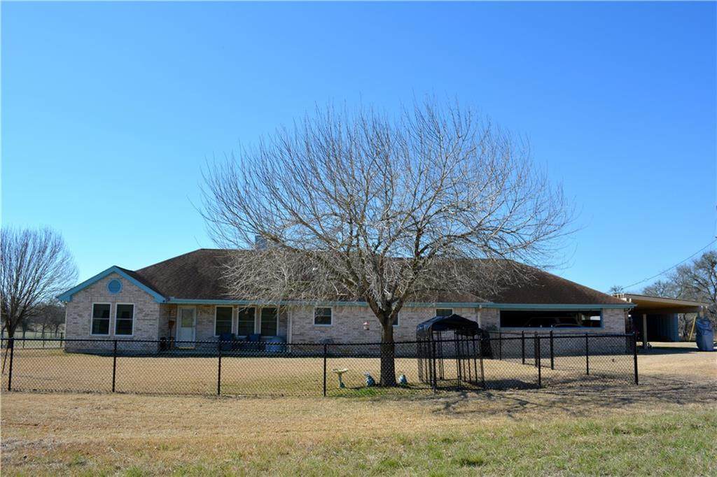 4845 Fm 3158 - Photo 1