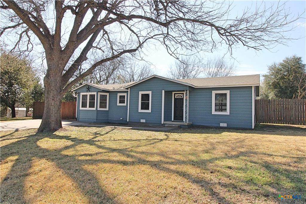 1001 Main St - Photo 1