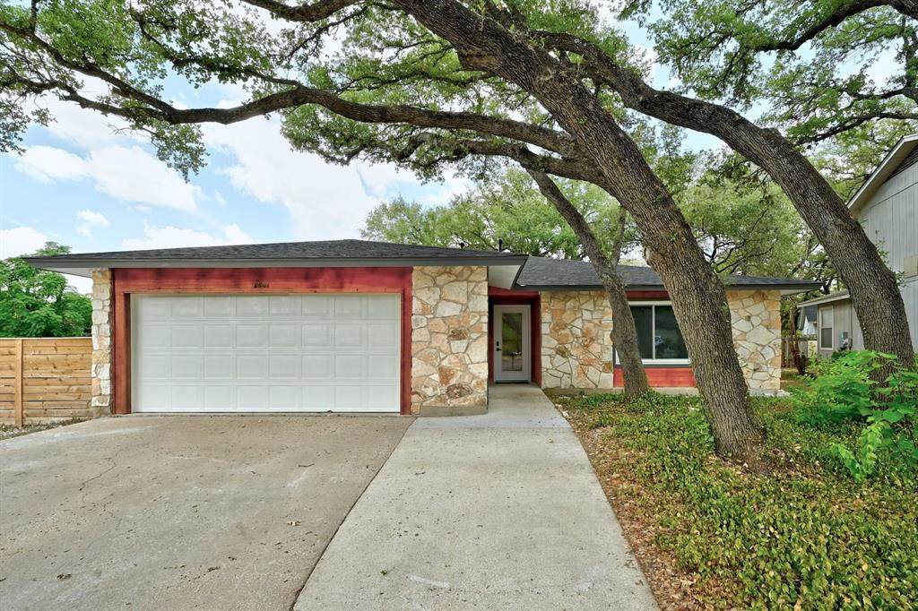 7501 Palmetto Cir - Photo 1