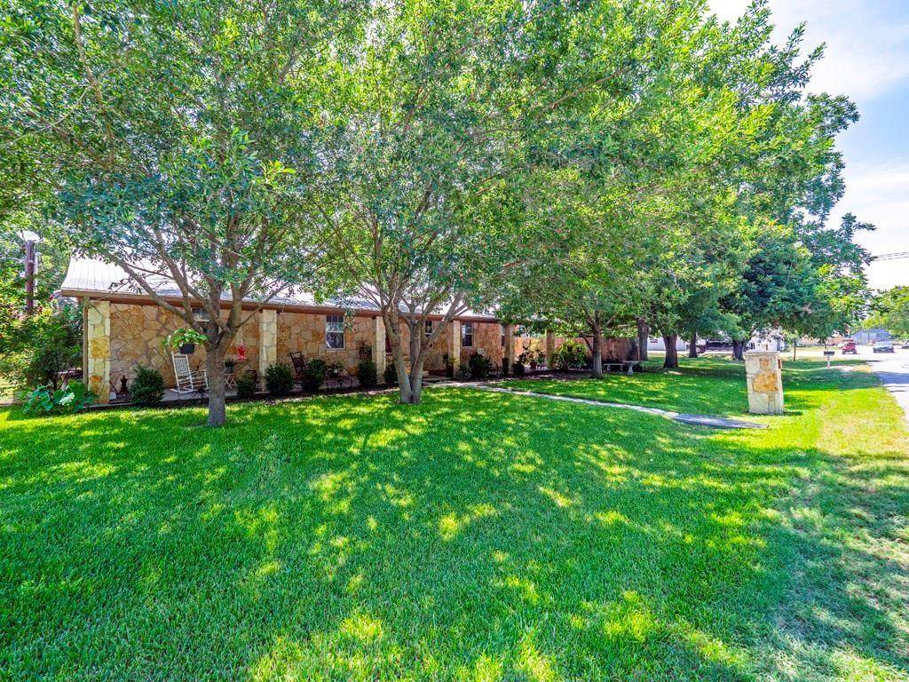 205 Avenue - Photo 1