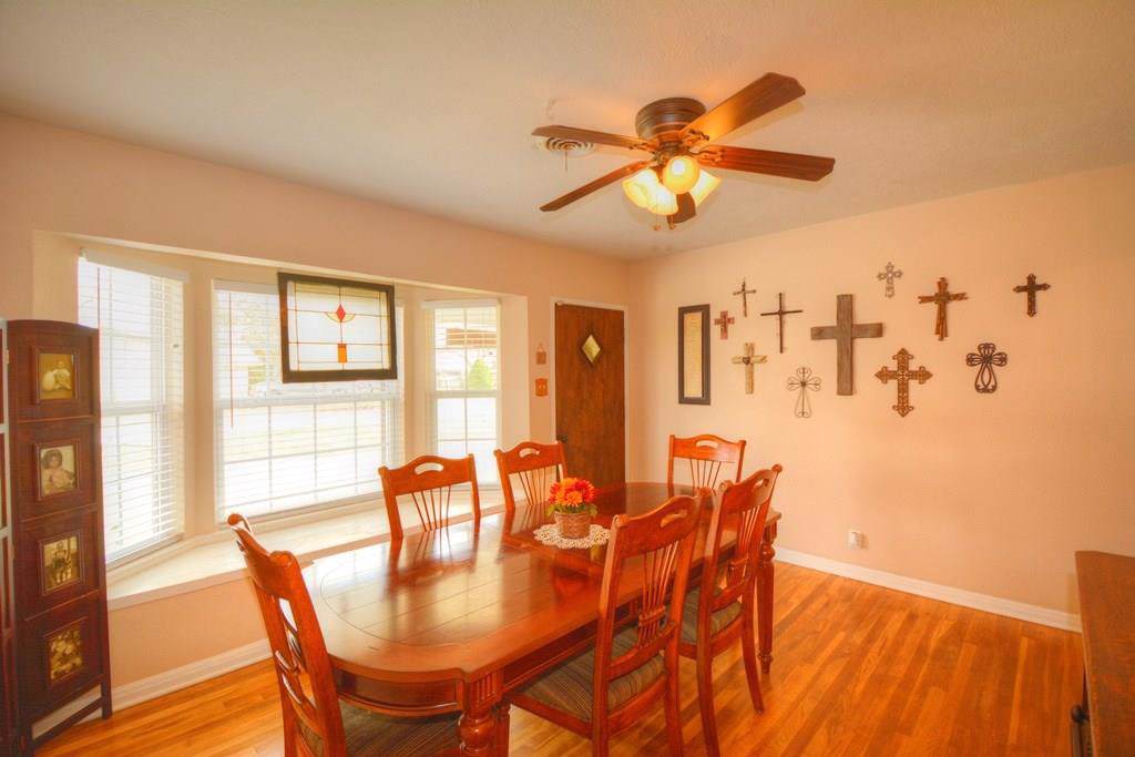 104 Brazos St - Photo 1