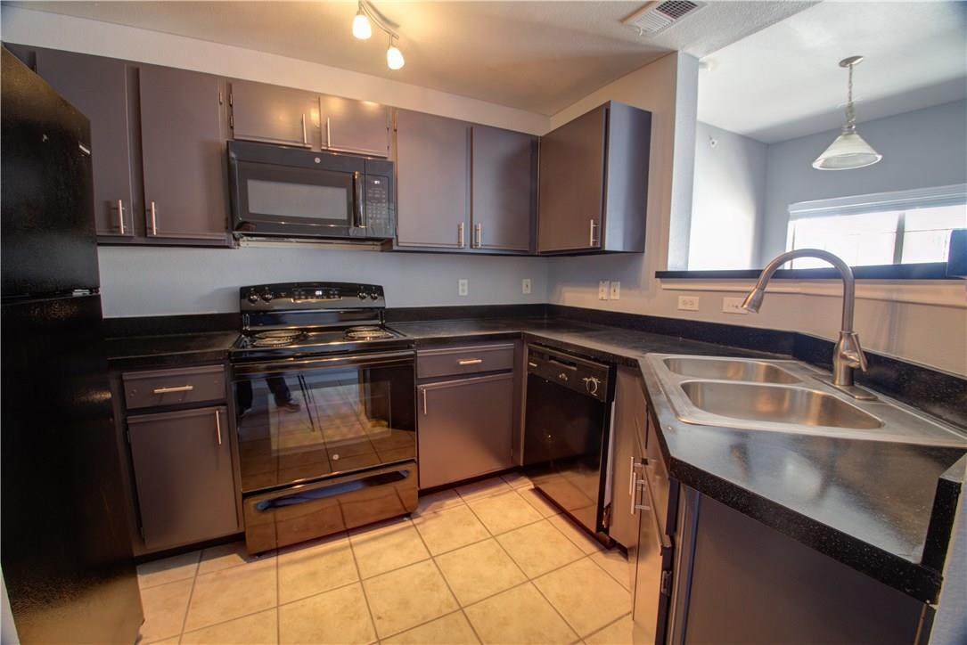 2320 Gracy Farms Ln - Photo 1