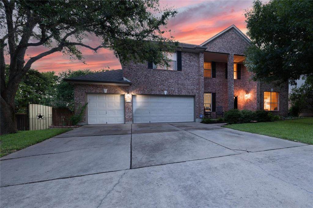 215 Settlers Valley Dr - Photo 1