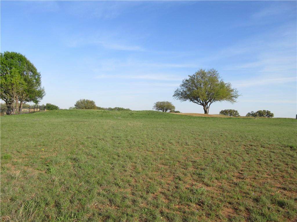 2205 Lauren Dr - Photo 1