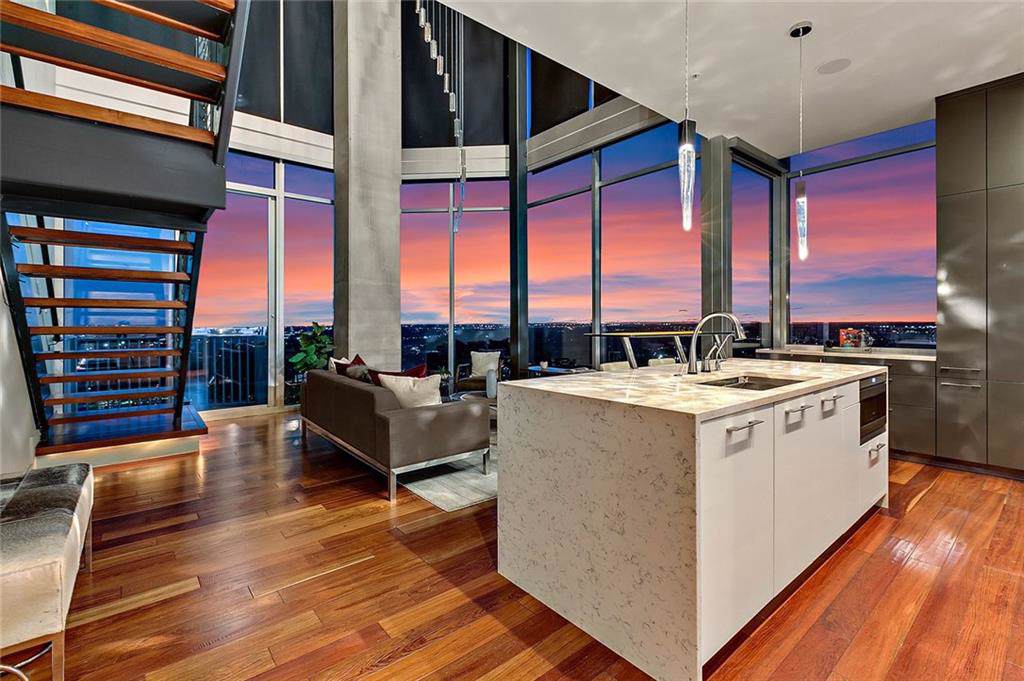 360 Nueces St - Photo 1