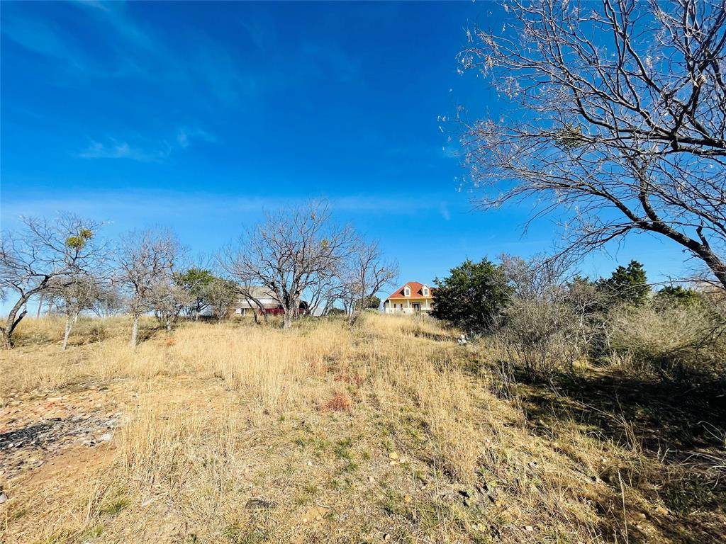 410 Skyview Dr - Photo 1