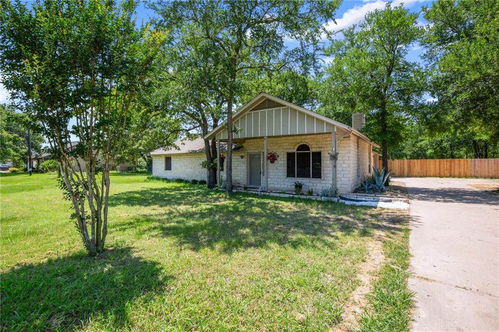 128 Oak Loop - Photo 1