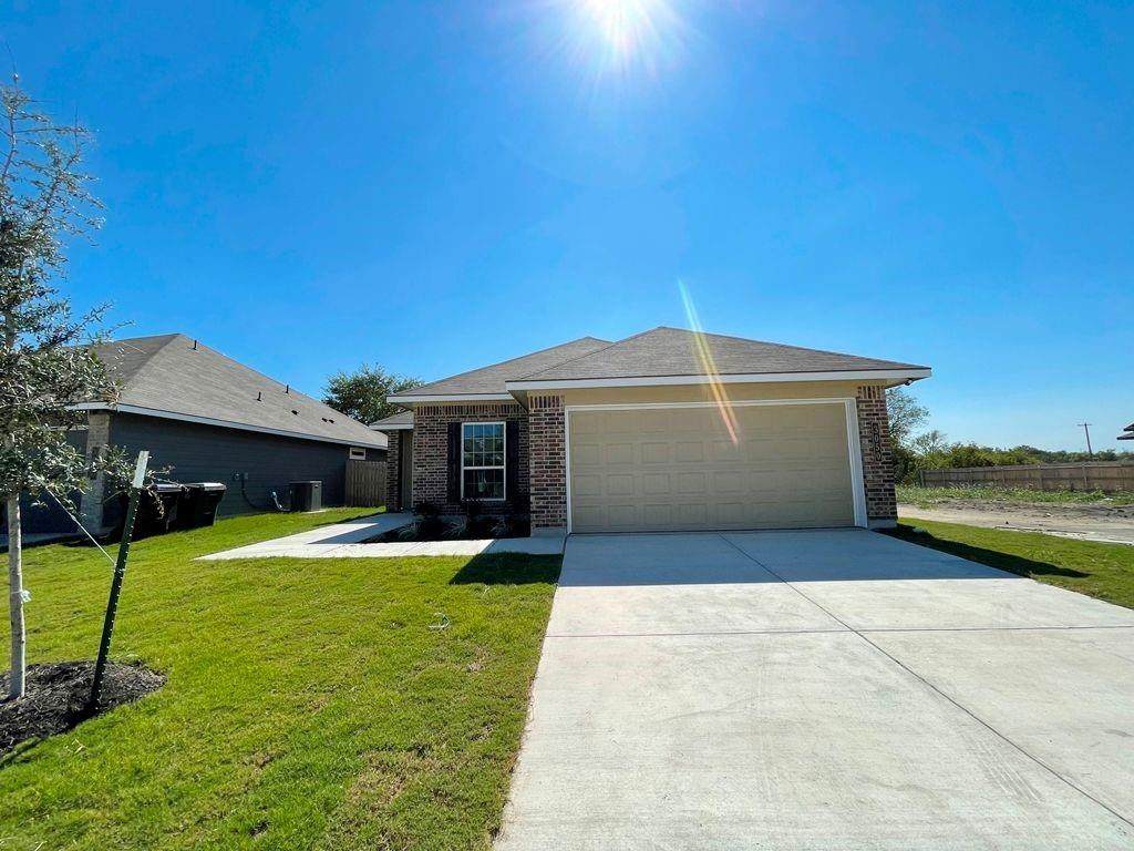 3050 Dade Loop - Photo 1