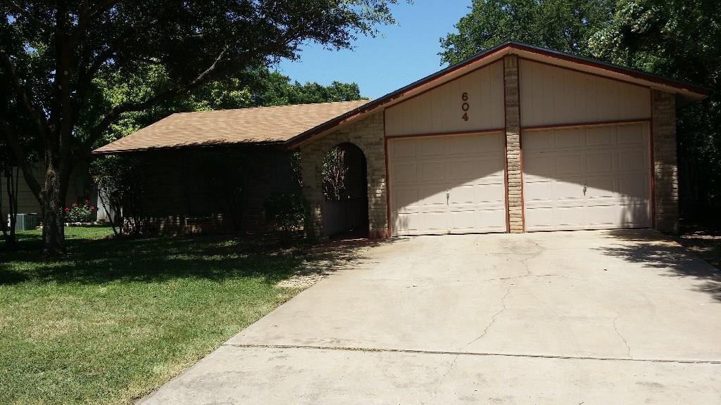 604 Buckskin Dr - Photo 1