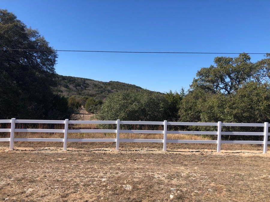 11680 S. Fm 1174 - Photo 1