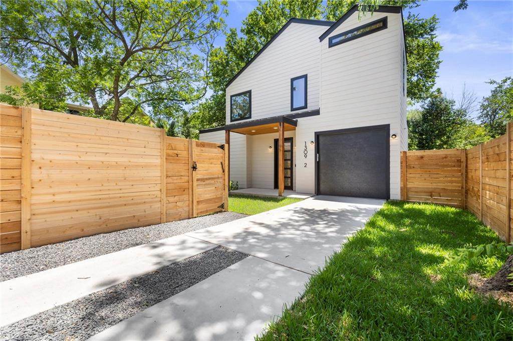 1309 Justin Ln - Photo 1