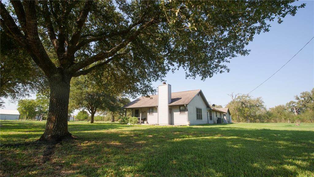 191 County Road 410A - Photo 1