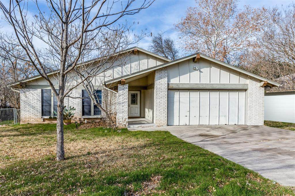 5806 Burnhill Dr - Photo 1