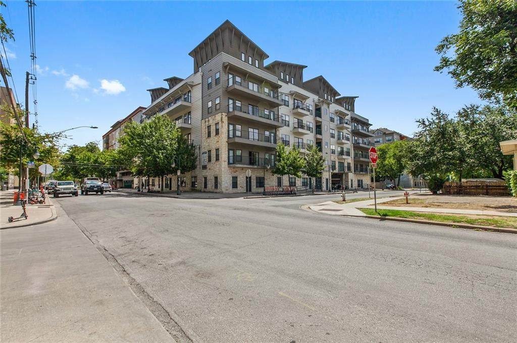 2515 Pearl - Photo 1