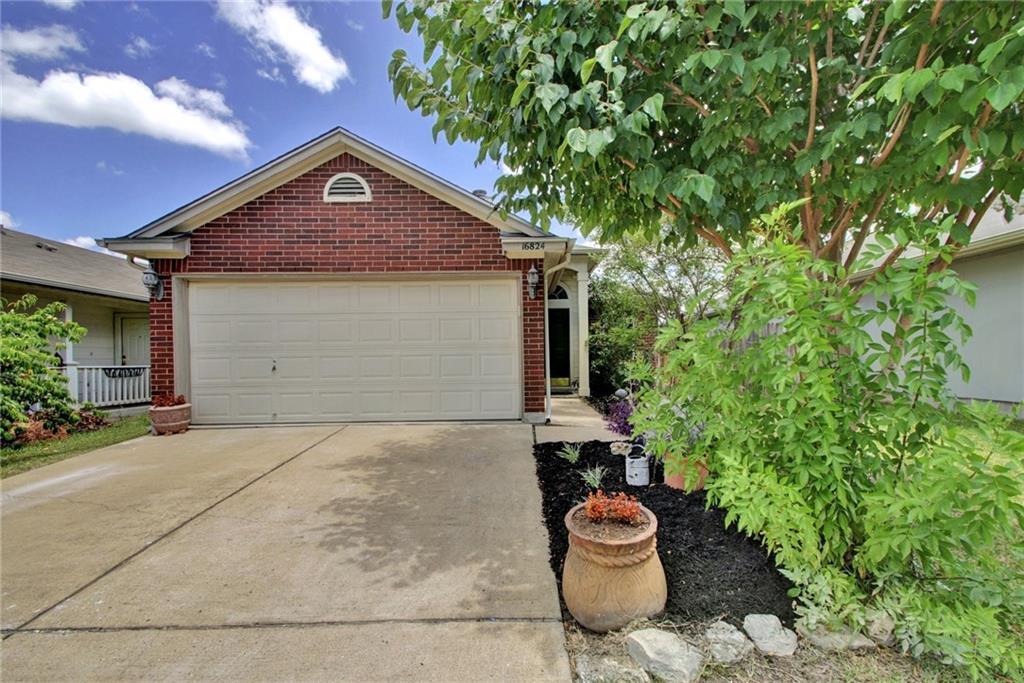 16824 Hamilton Point Cir - Photo 1