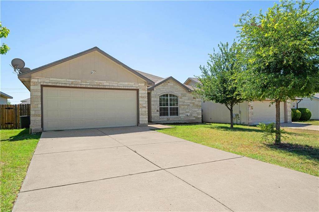 808 Ruby Ct - Photo 1