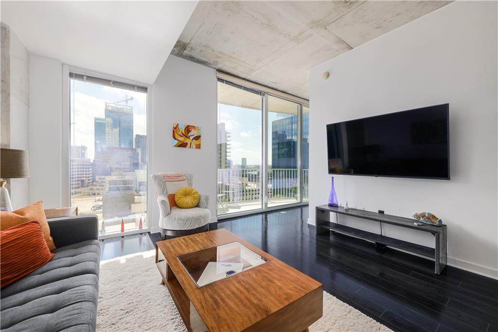 360 Nueces St - Photo 1