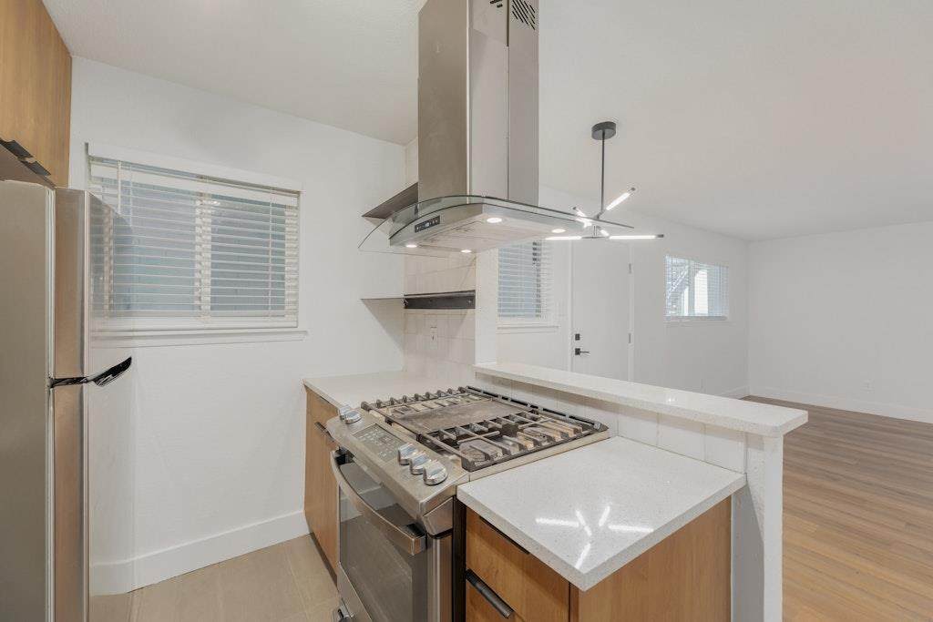 7929 Gault - Photo 1