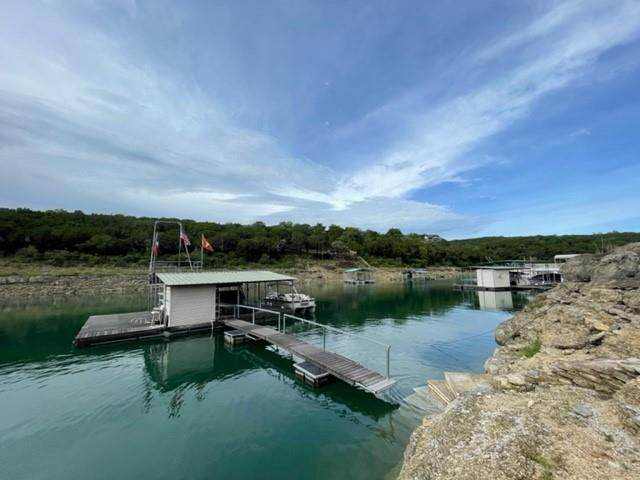https://bt-photos.global.ssl.fastly.net/austin/orig_boomver_1_8748953-2.jpg