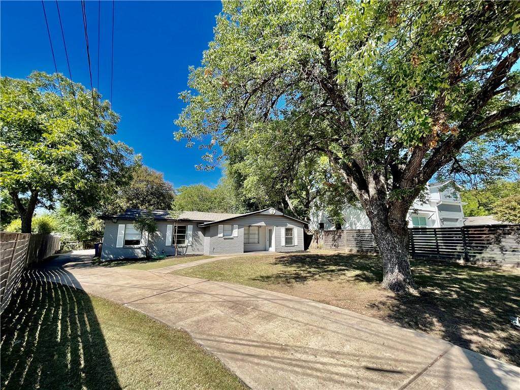 4804 Blueberry Trl - Photo 1