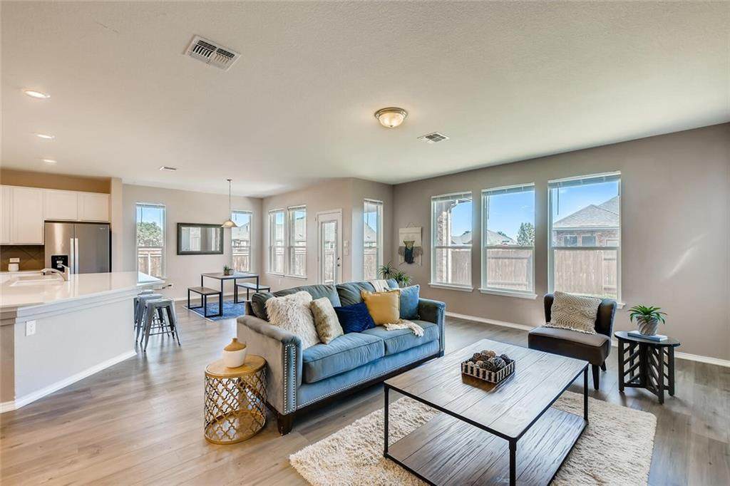1208 Sampley Ln - Photo 1