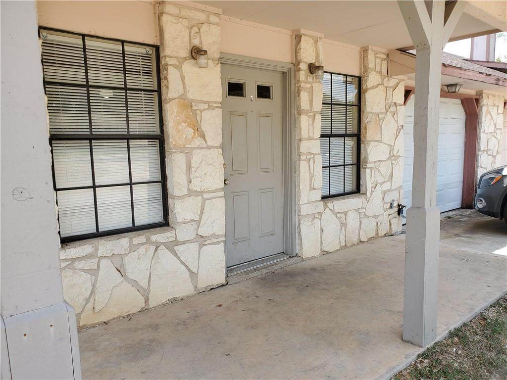 502 Hedgewood Dr - Photo 1