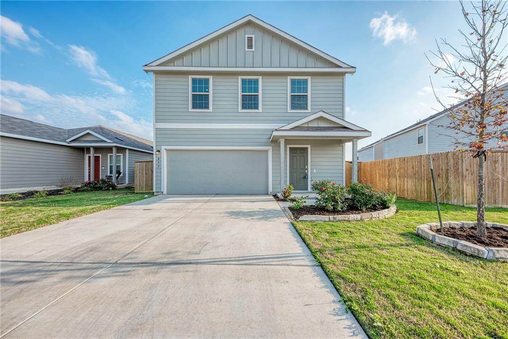 817 Circle Way - Photo 1