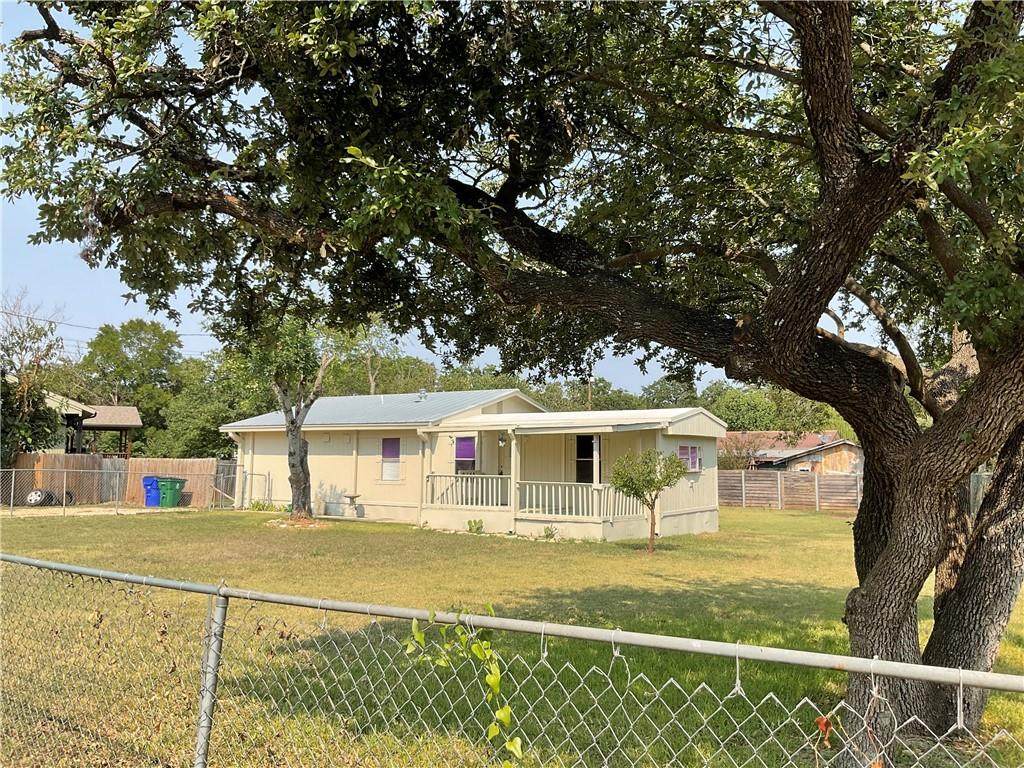 2404 Sumac Ln - Photo 1