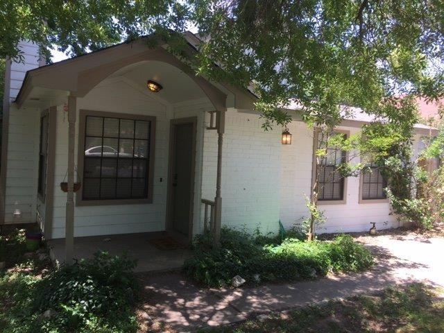 1407 Alma Dr - Photo 1