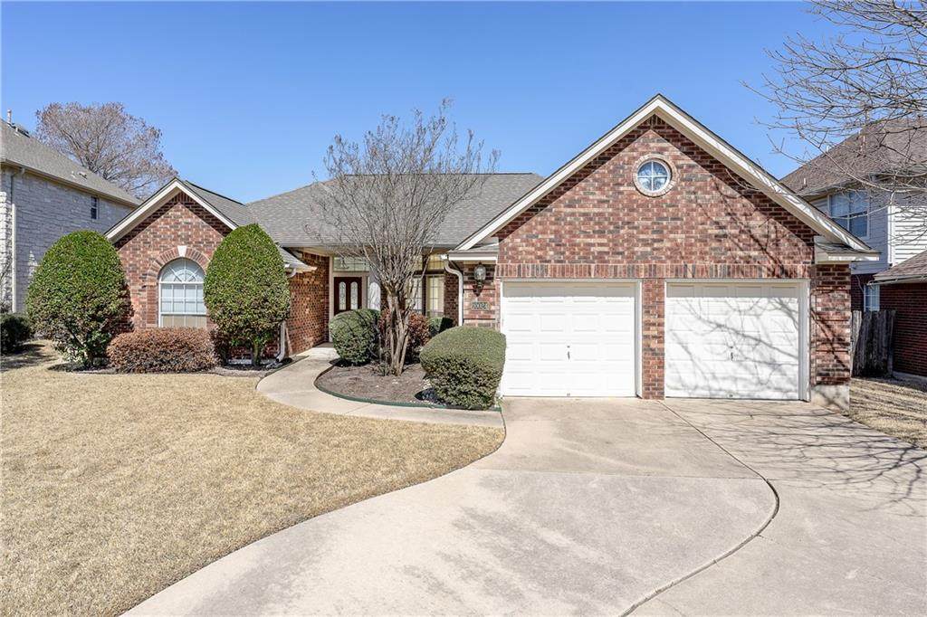 10024 Lachlan Dr - Photo 1