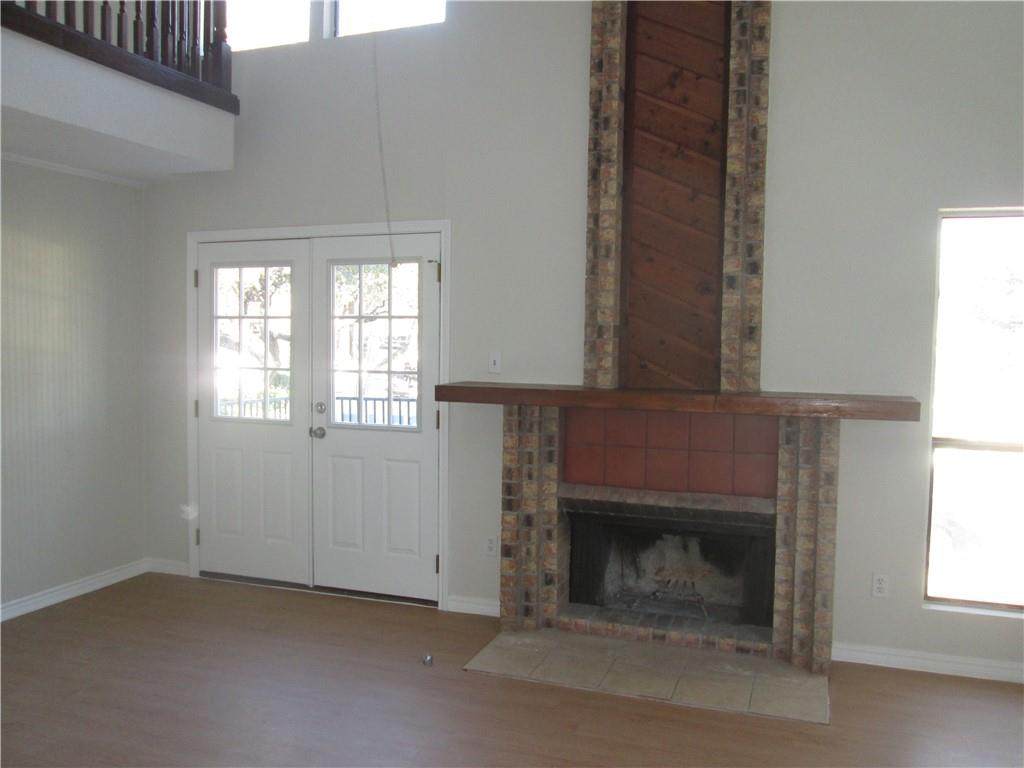 513 South Park Dr - Photo 1