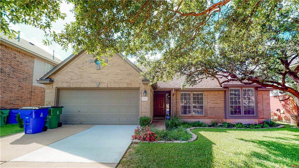 1705 Coral Dr - Photo 1