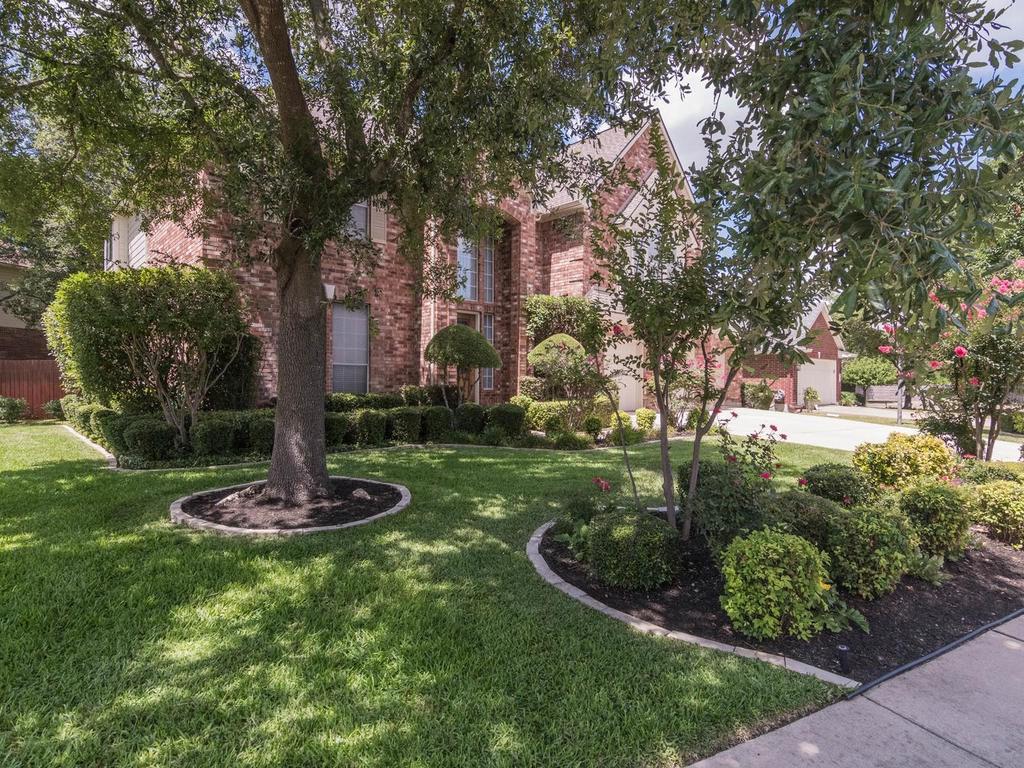 8702 White Creek Dr - Photo 1