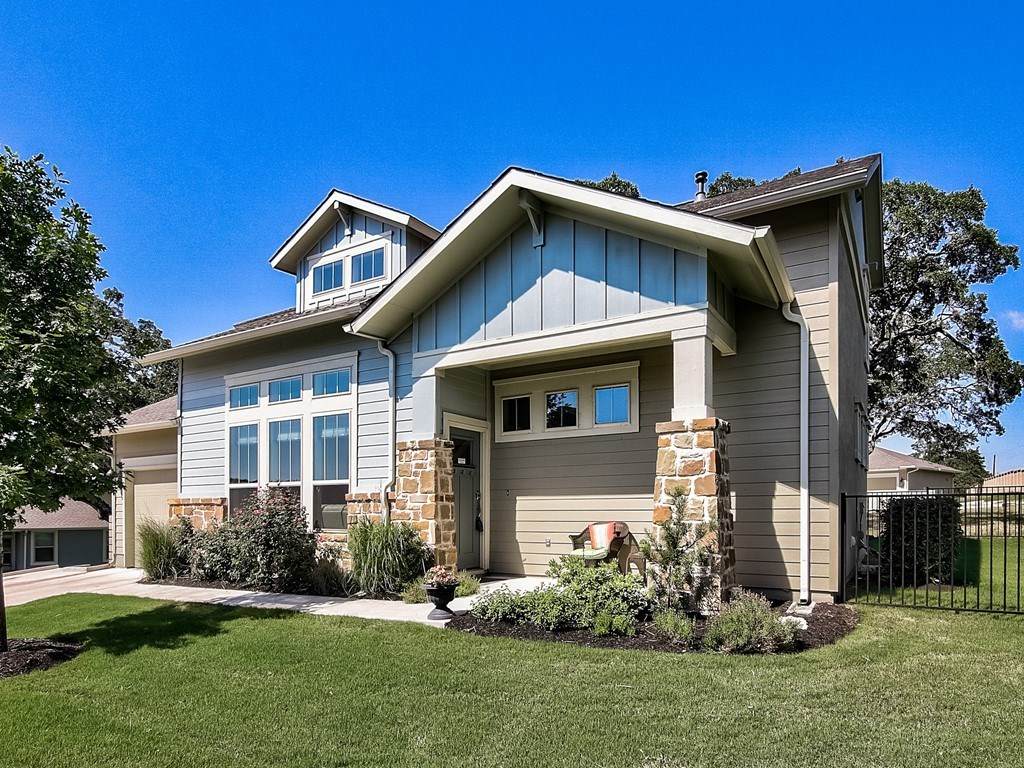 710 Arrow Point Dr - Photo 1