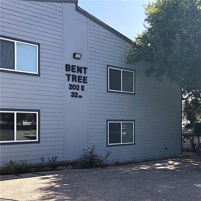 202 32nd St - Photo 1