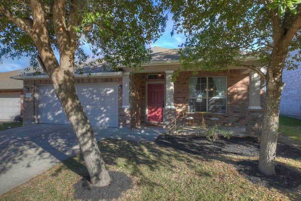 221 Stone Crest Blvd - Photo 1