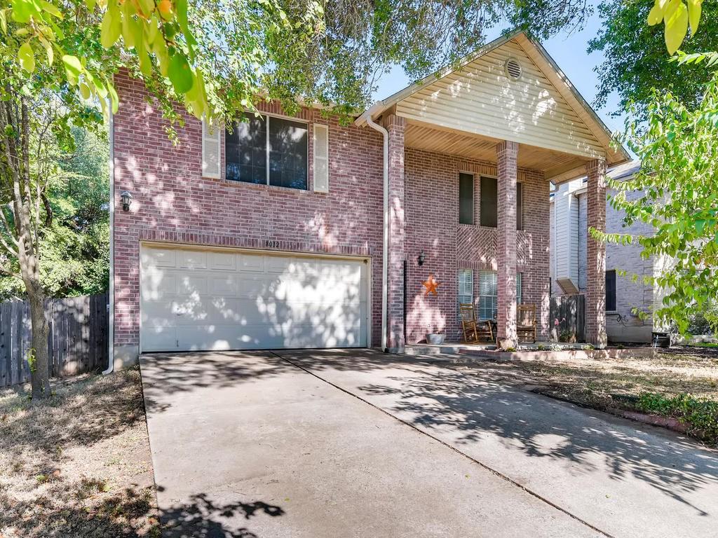 8012 Evadean Cir - Photo 1