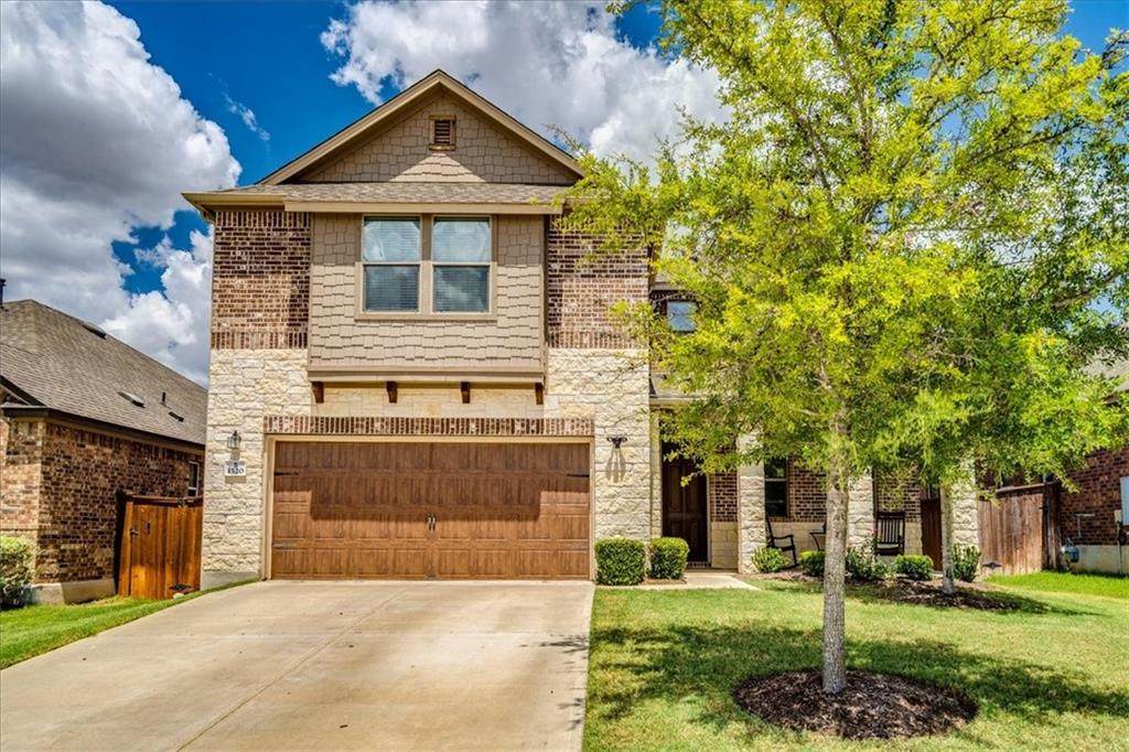 1520 Tamarac Trl - Photo 1
