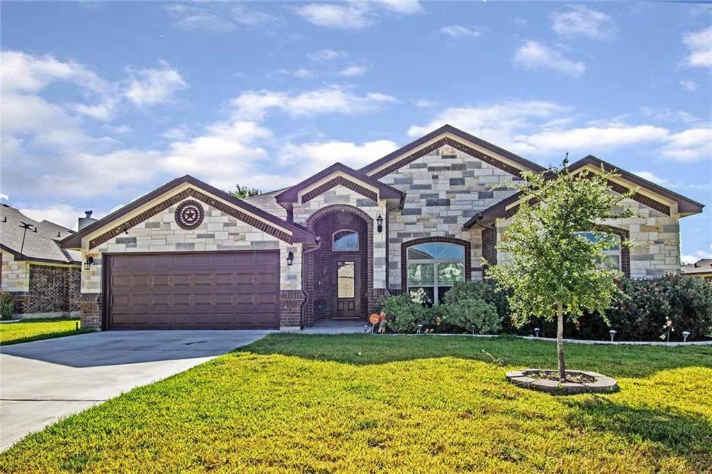 2035 Chinquapin Ln - Photo 1