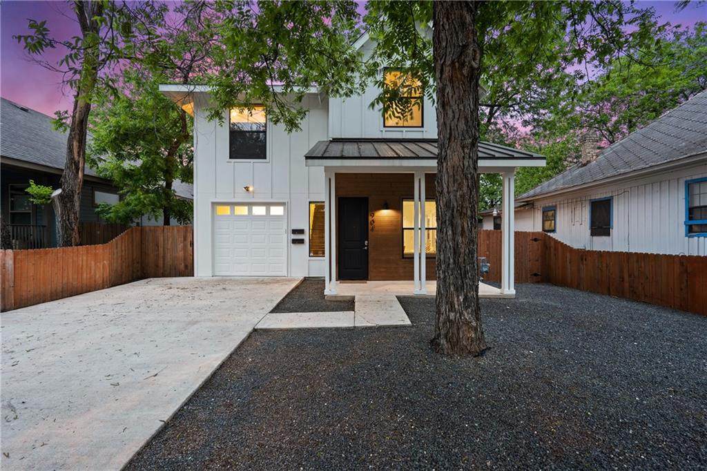 904 2nd St - Photo 1