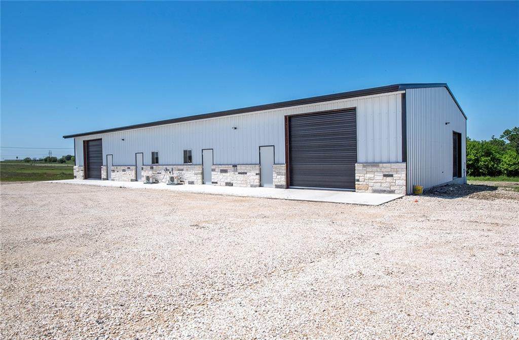 500 Lr Williams Ln - Photo 1