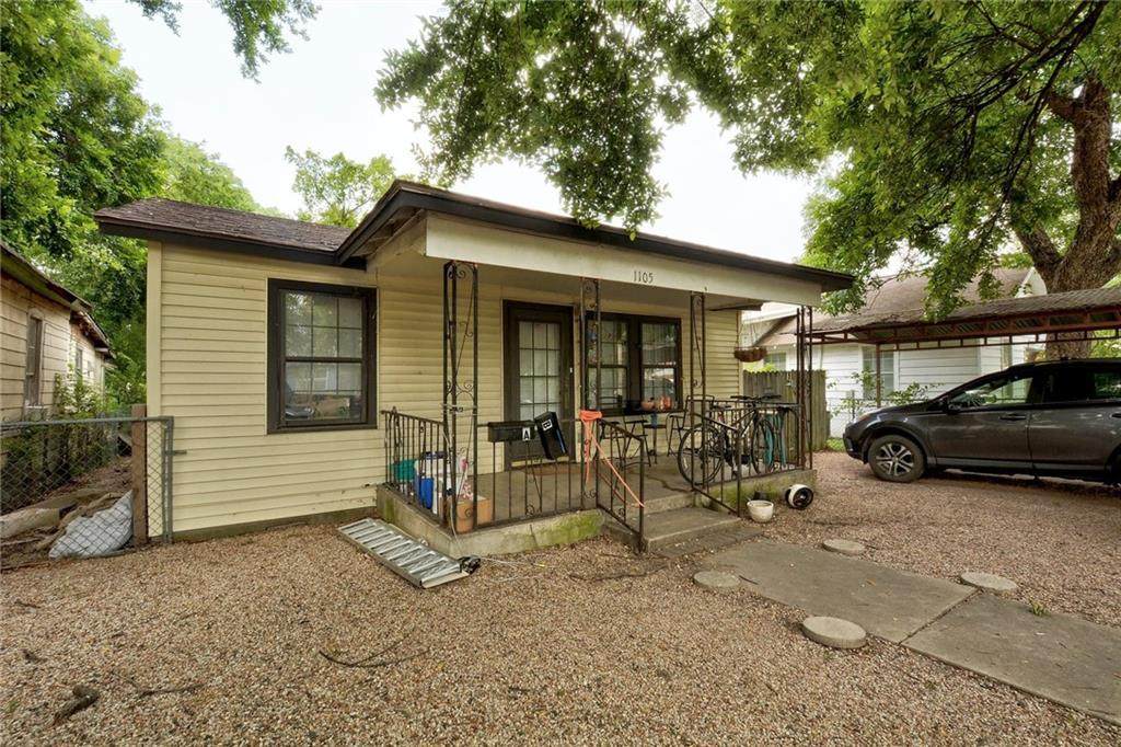 1105 3rd St - Photo 1