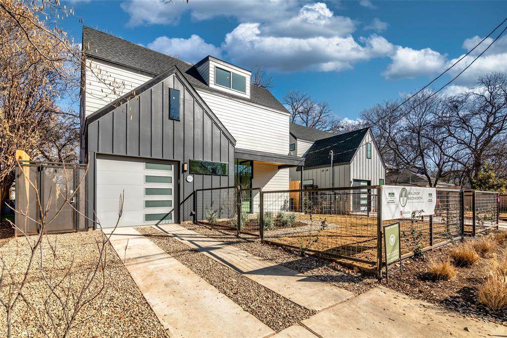2104 Riverview St - Photo 1