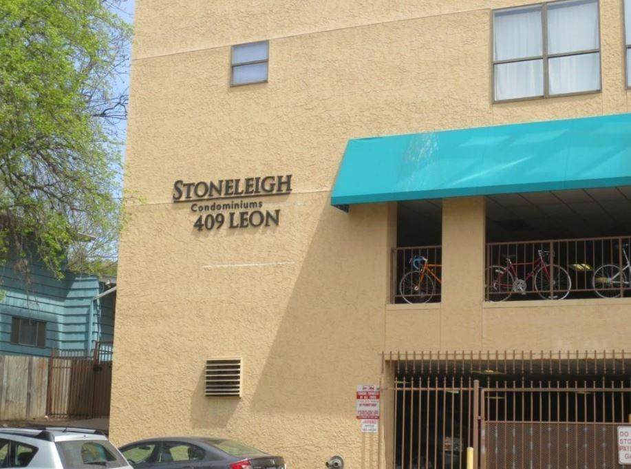 2409 Leon St - Photo 1