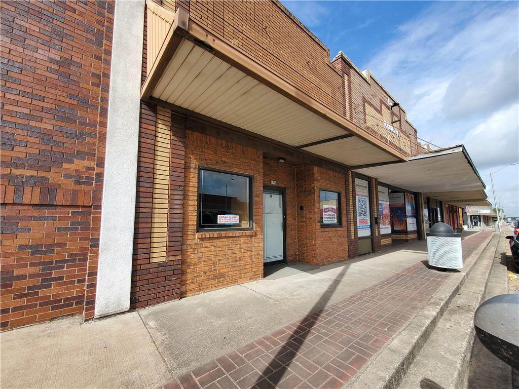 154 Austin St - Photo 1