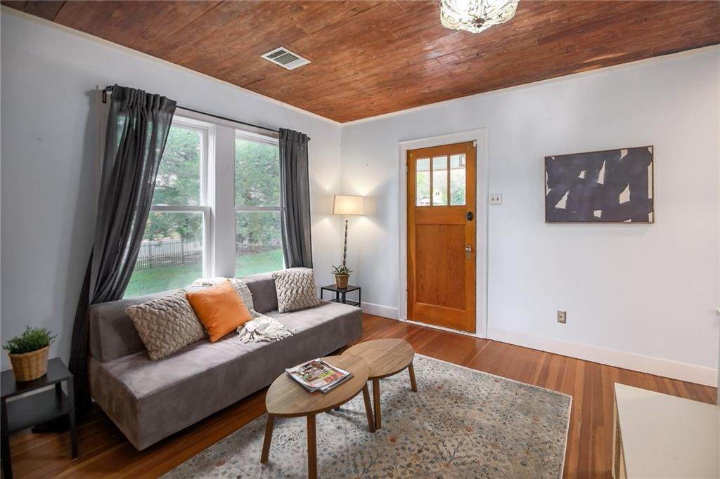 1203 44th St - Photo 1
