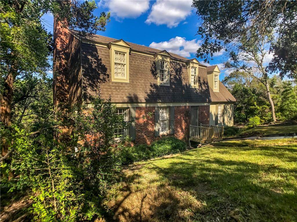 950 Live Oak Cir - Photo 1