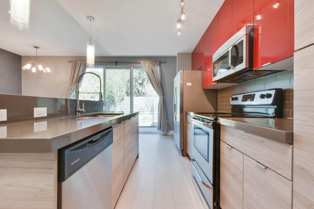 604 Bluff Dr - Photo 1