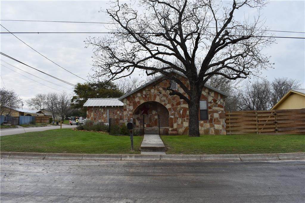 302 Arnold St - Photo 1